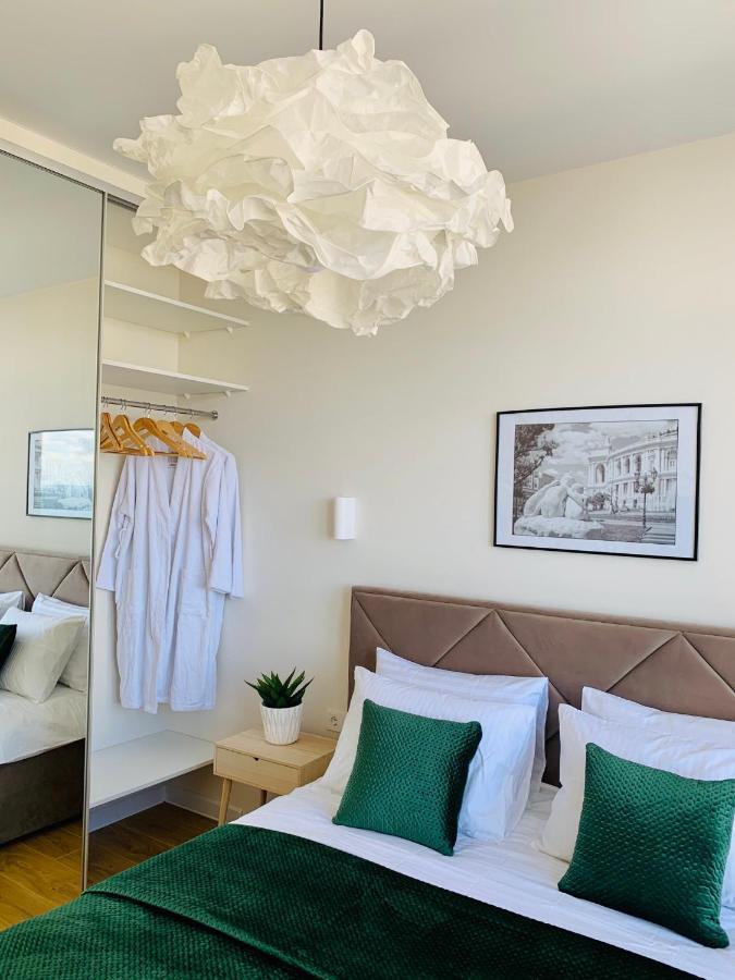 Arcadia Sunrise Sea View Apartment โอเดสซา ภายนอก รูปภาพ