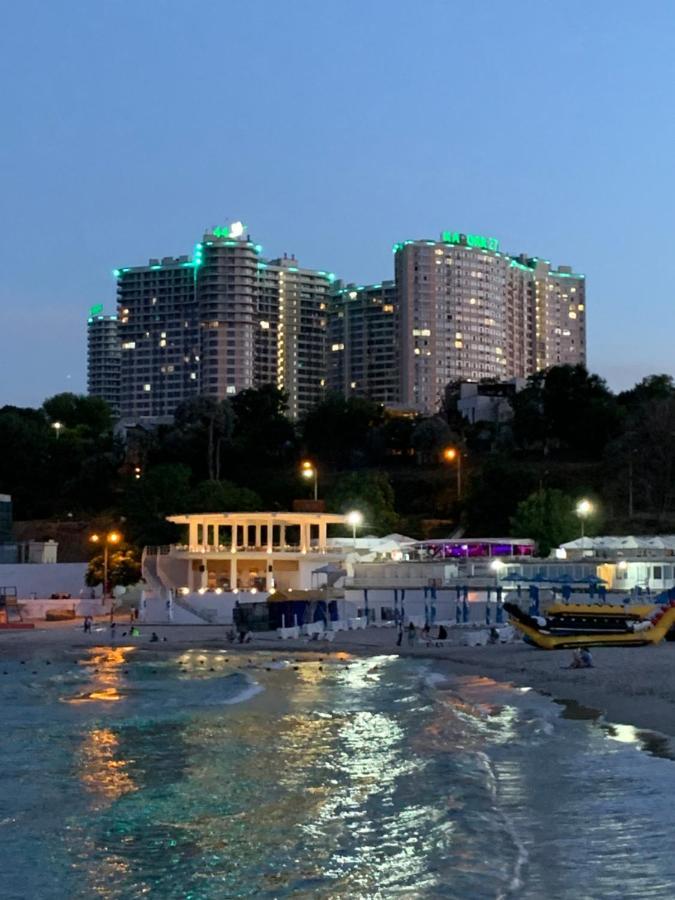 Arcadia Sunrise Sea View Apartment โอเดสซา ภายนอก รูปภาพ